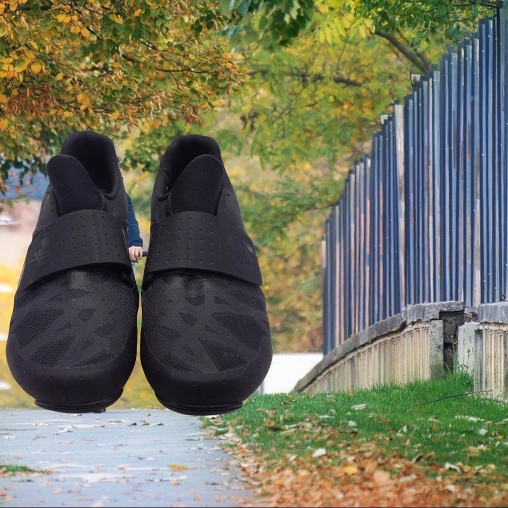 Soulcycle Black Strapped Legend Cycling Shoes 42